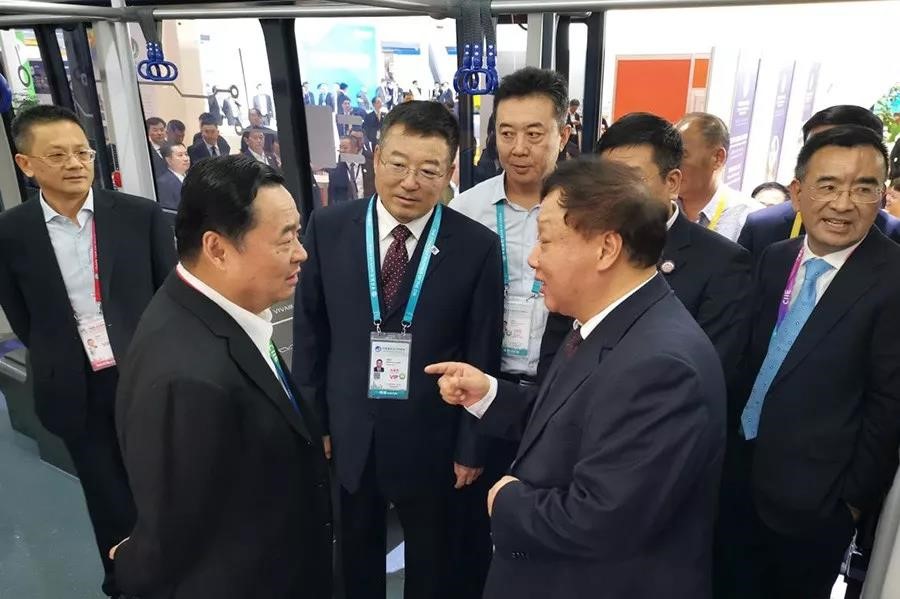Leaders of the SASAC and Sinomach visited TAM booth